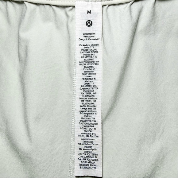 Lululemon Cinchable Waist High-Rise Woven Short 3.5" in Bone - Picture 7 of 8